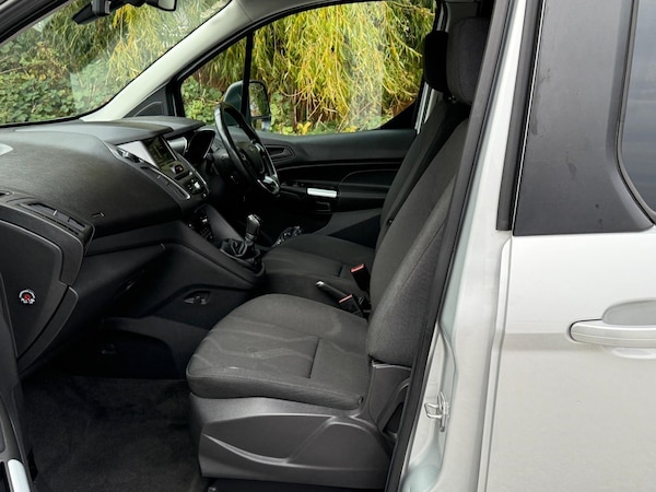 Used Ford Grand Tourneo Connect 2016 for sale - 76349018: Photo 17