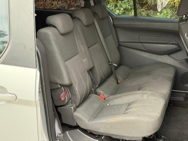 Used Ford Grand Tourneo Connect 2016 for sale - 76349018: Photo 21