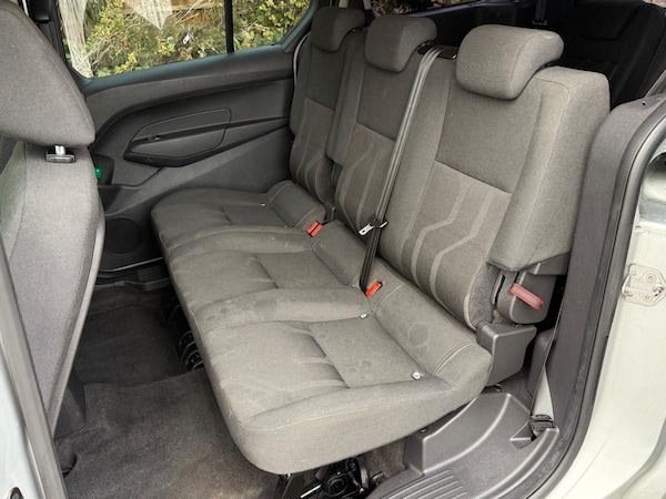Used Ford Grand Tourneo Connect 2016 for sale - 76349018: Photo 22