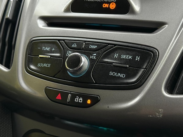 Used Ford Grand Tourneo Connect 2016 for sale - 76349018: Photo 31