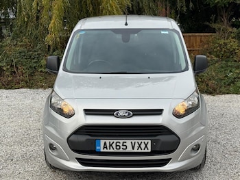 Used Ford Grand Tourneo Connect 2016 for sale - 76349018: Photo 3