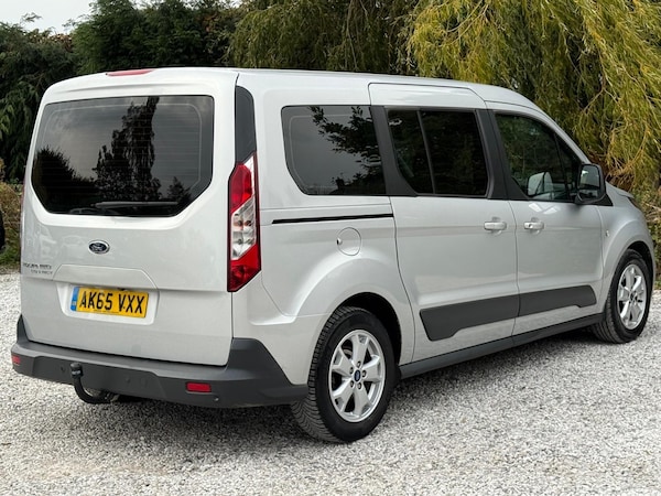 Used Ford Grand Tourneo Connect 2016 for sale - 76349018: Photo 9