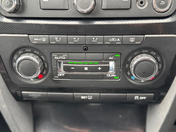 Used Skoda Octavia 2013 for sale - 75144380: Photo 31