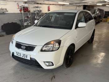 2011 (11) - 1.4 Domino 5dr