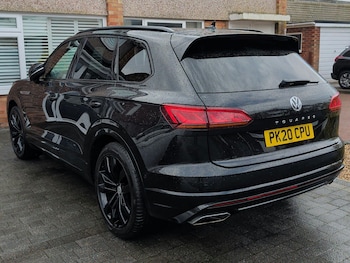 Used Volkswagen Touareg 2020 for sale - 77705000: Photo