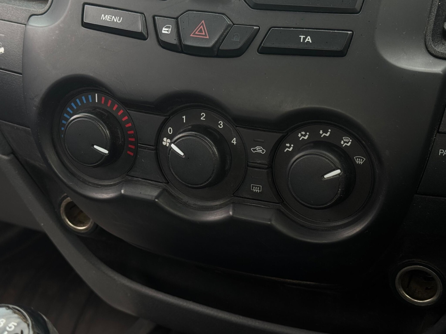 Used Ford Ranger 2014 for sale - 76409602: Photo 45