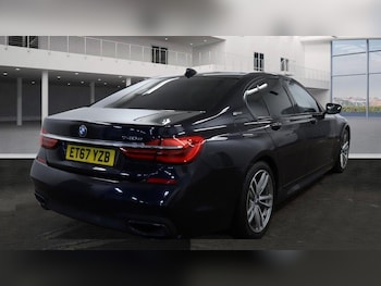 Used BMW 7 Series 2017 for sale - 77237609: Photo