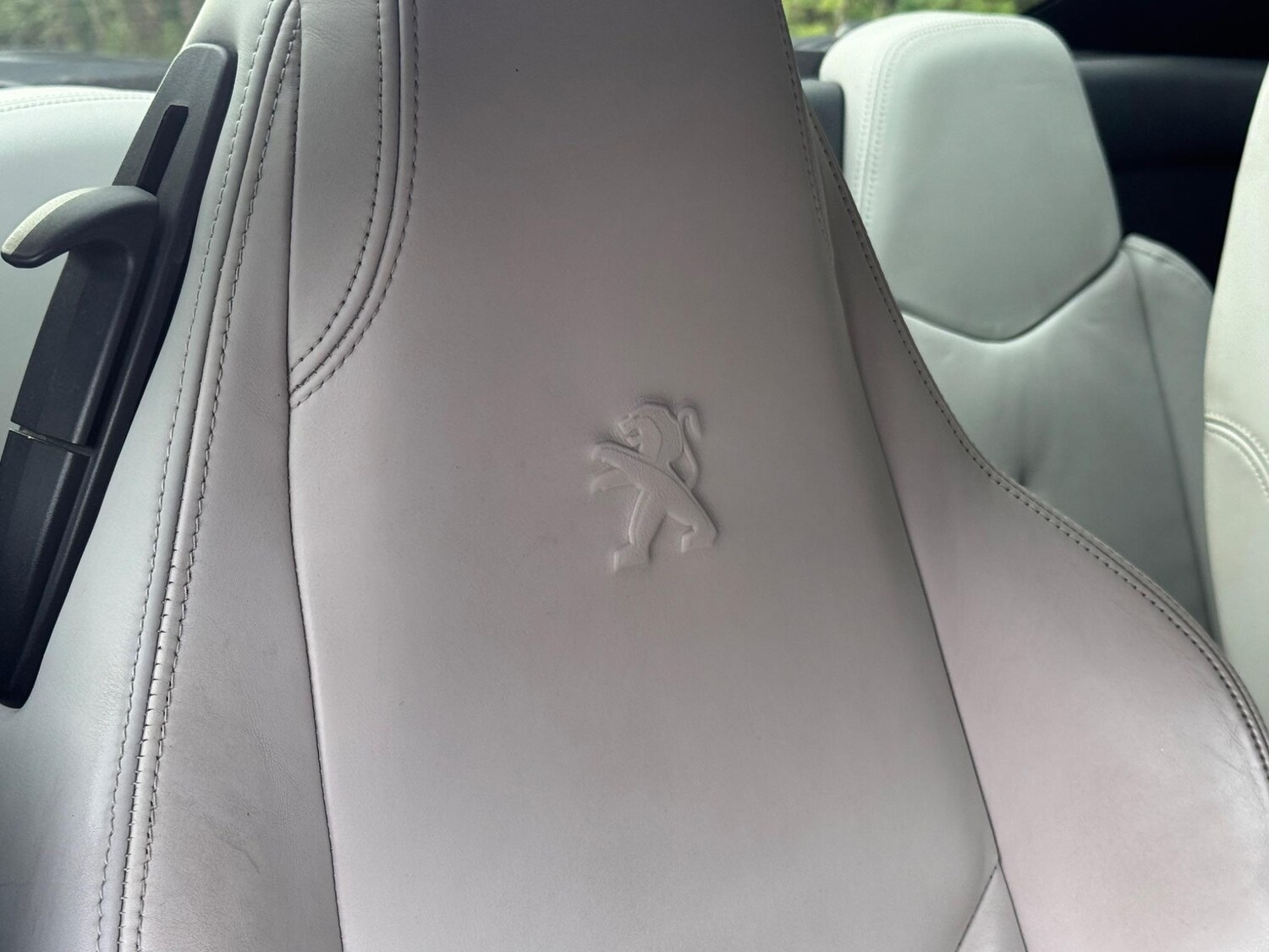 Used Peugeot RCZ for sale - 76993846: Photo 21