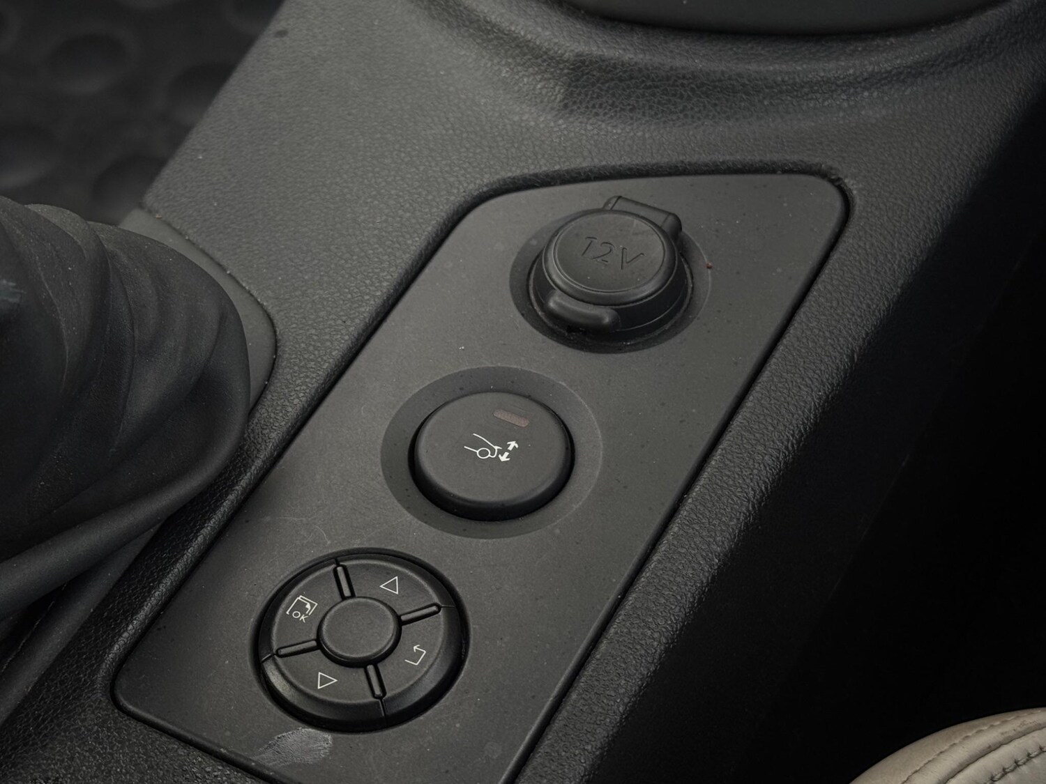 Used Peugeot RCZ for sale - 76993846: Photo 38