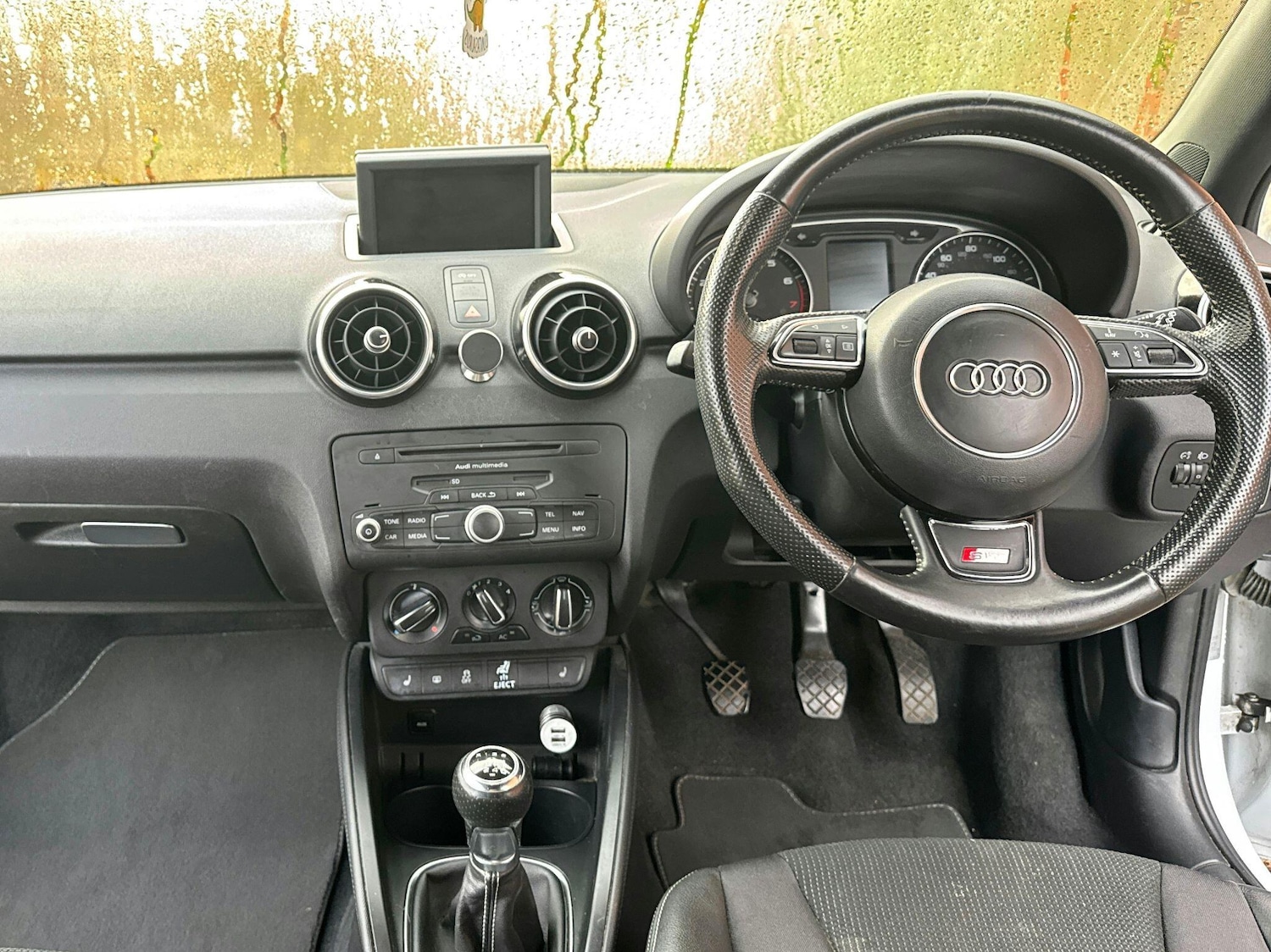 Used Audi A1 2013 for sale - 76671434: Photo 5