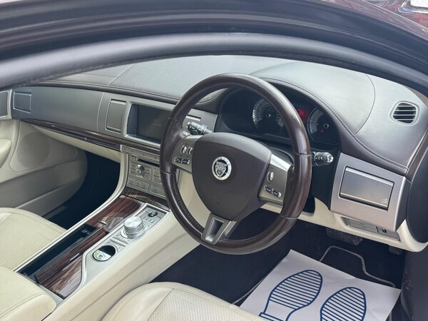 Used Jaguar XF 2010 for sale - 75678281: Photo 13