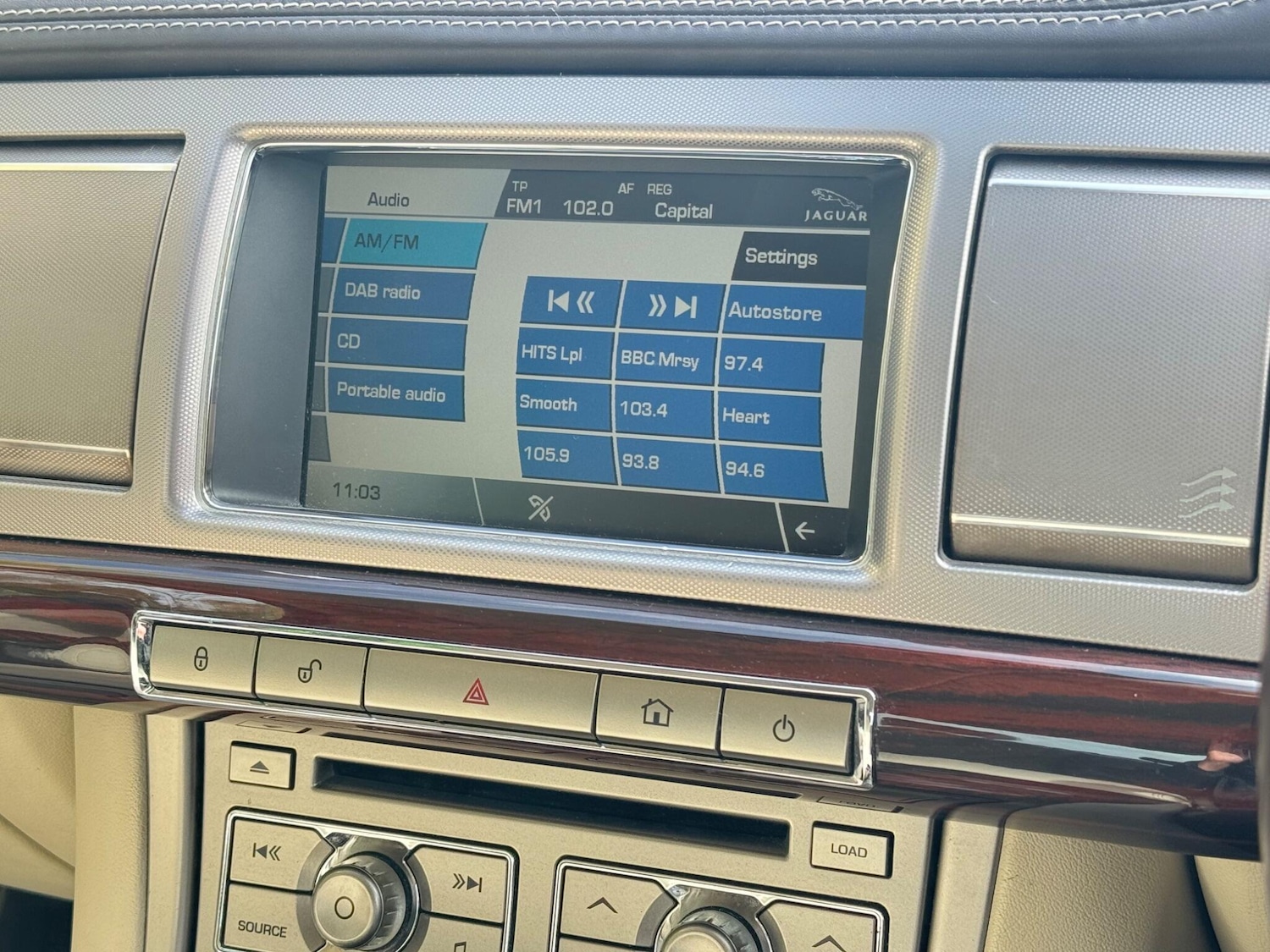 Used Jaguar XF 2010 for sale - 75678281: Photo 40