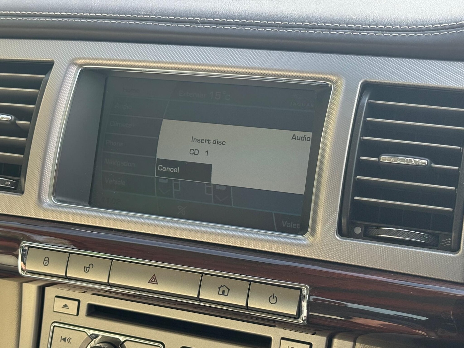 Used Jaguar XF 2010 for sale - 75678281: Photo 43