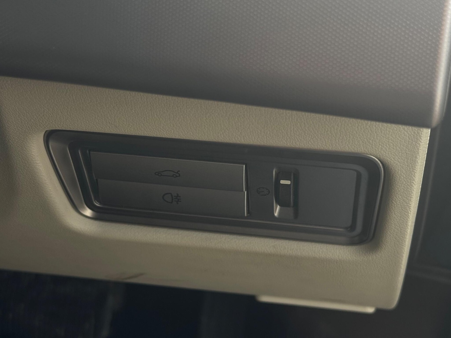 Used Jaguar XF 2010 for sale - 75678281: Photo 53