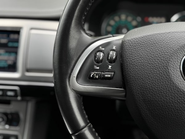 Used Jaguar XF 2014 for sale - 75144412: Photo 28