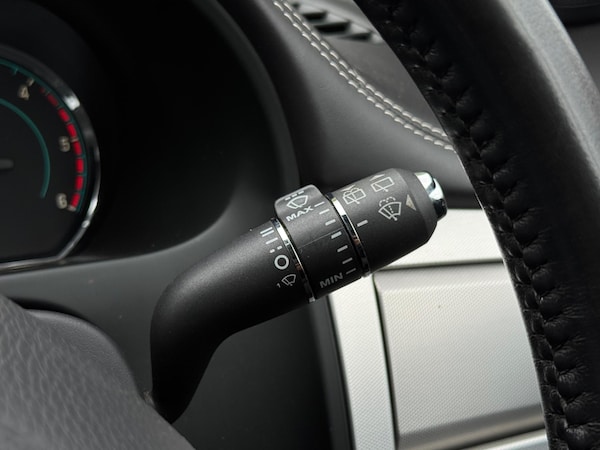 Used Jaguar XF 2014 for sale - 75144412: Photo 32