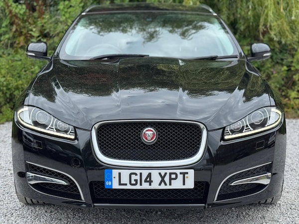 Used Jaguar XF 2014 for sale - 75144412: Photo 4