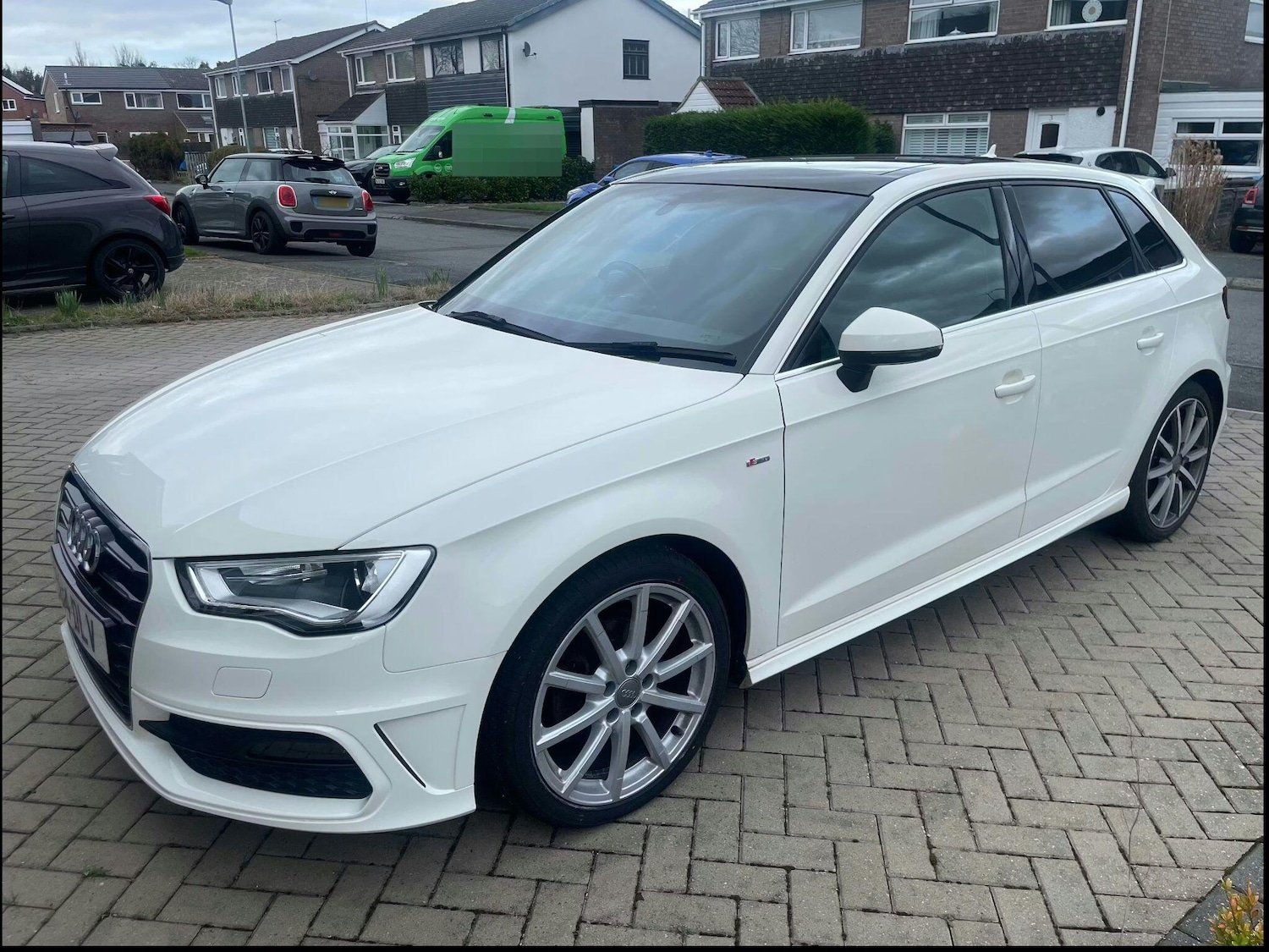 Used Audi A3 2014 for sale - 77993196: Photo 4