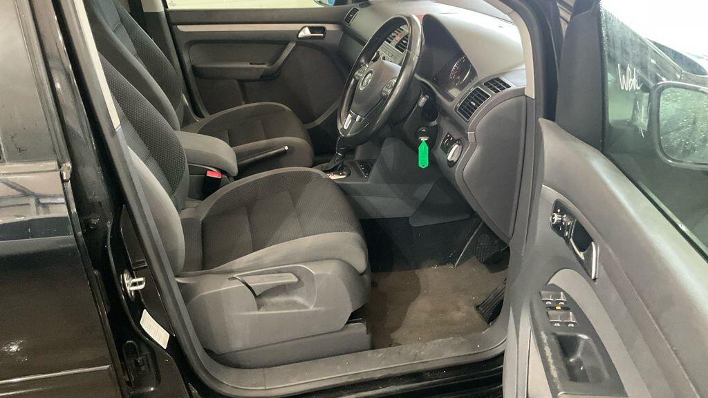 Used Volkswagen Touran 2011 for sale - 76657100: Photo 10