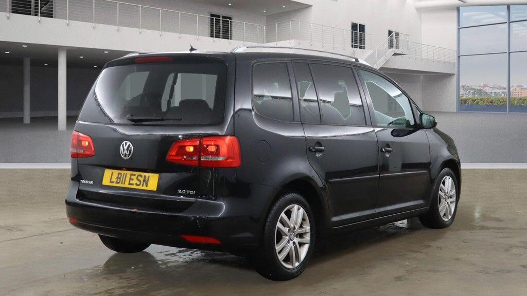 Used Volkswagen Touran 2011 for sale - 76657100: Photo 4