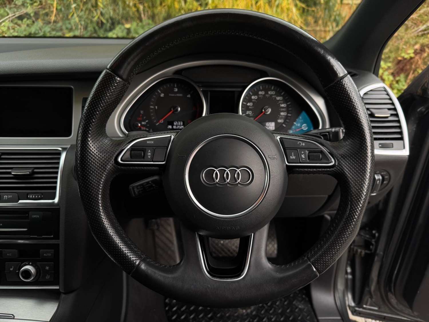 Used Audi Q7 2014 for sale - 76388280: Photo 34