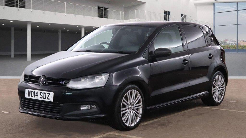 Used Volkswagen Polo 2014 for sale - 76926318: Photo 2
