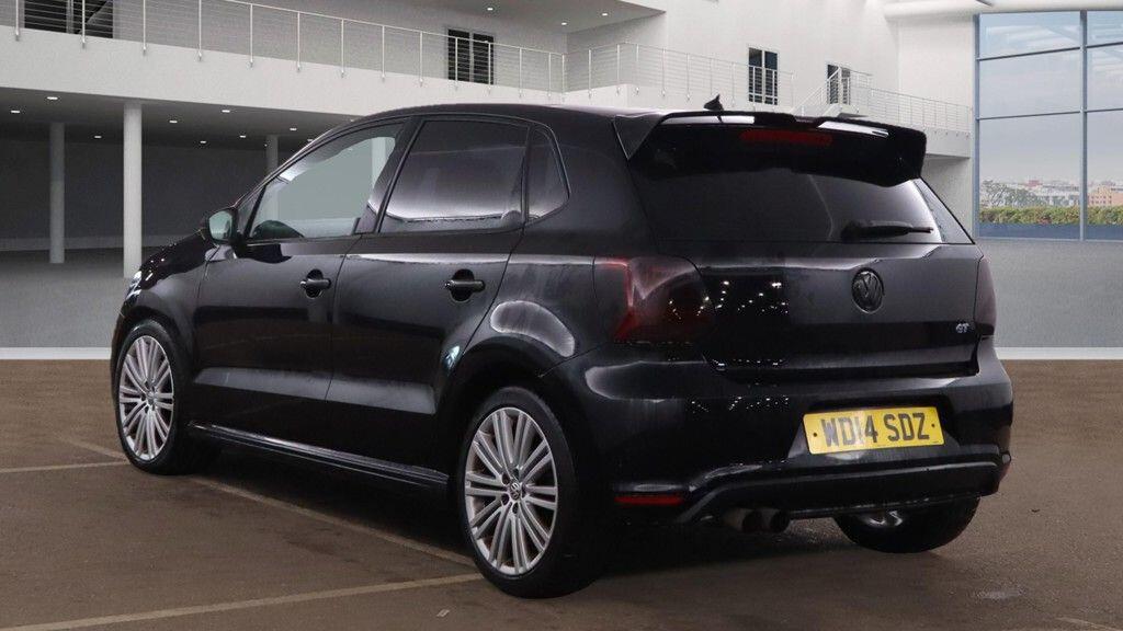 Used Volkswagen Polo 2014 for sale - 76926318: Photo 3