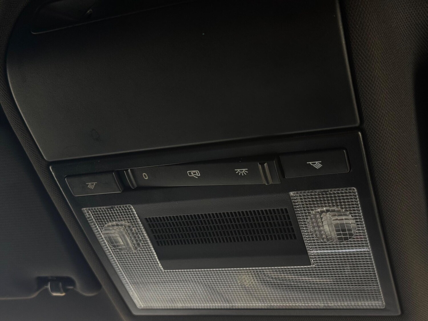 Used Volkswagen Polo 2014 for sale - 76926318: Photo 63