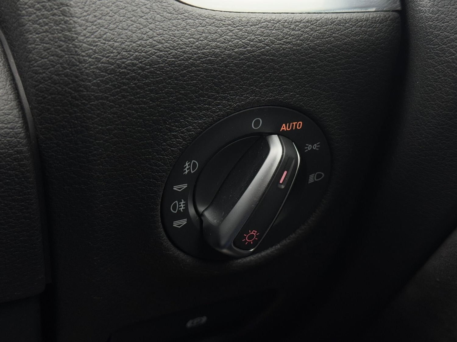 Used Audi Q7 2013 for sale - 75696029: Photo 43