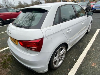 Used Audi A1 2014 for sale - 77386792: Photo