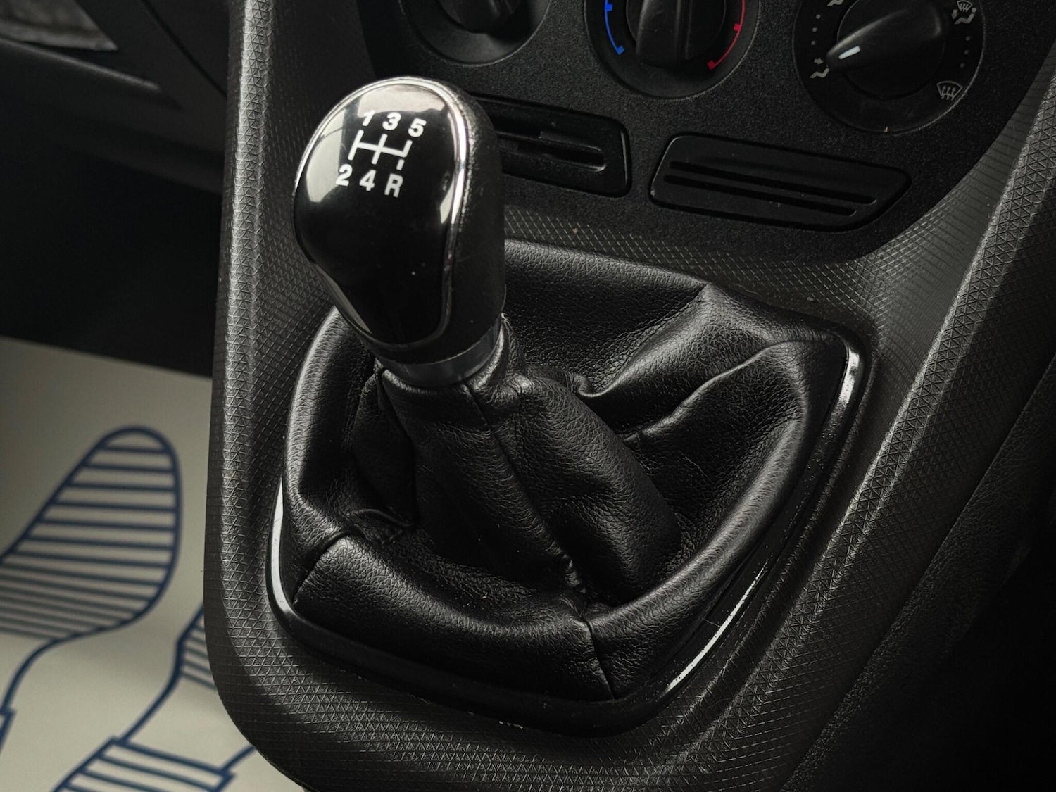 Used Ford Transit Connect 2015 for sale - 76549925: Photo 42