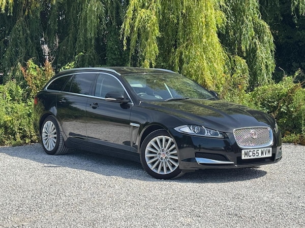 Used Jaguar XF 2015 for sale - 75144413: Photo 1
