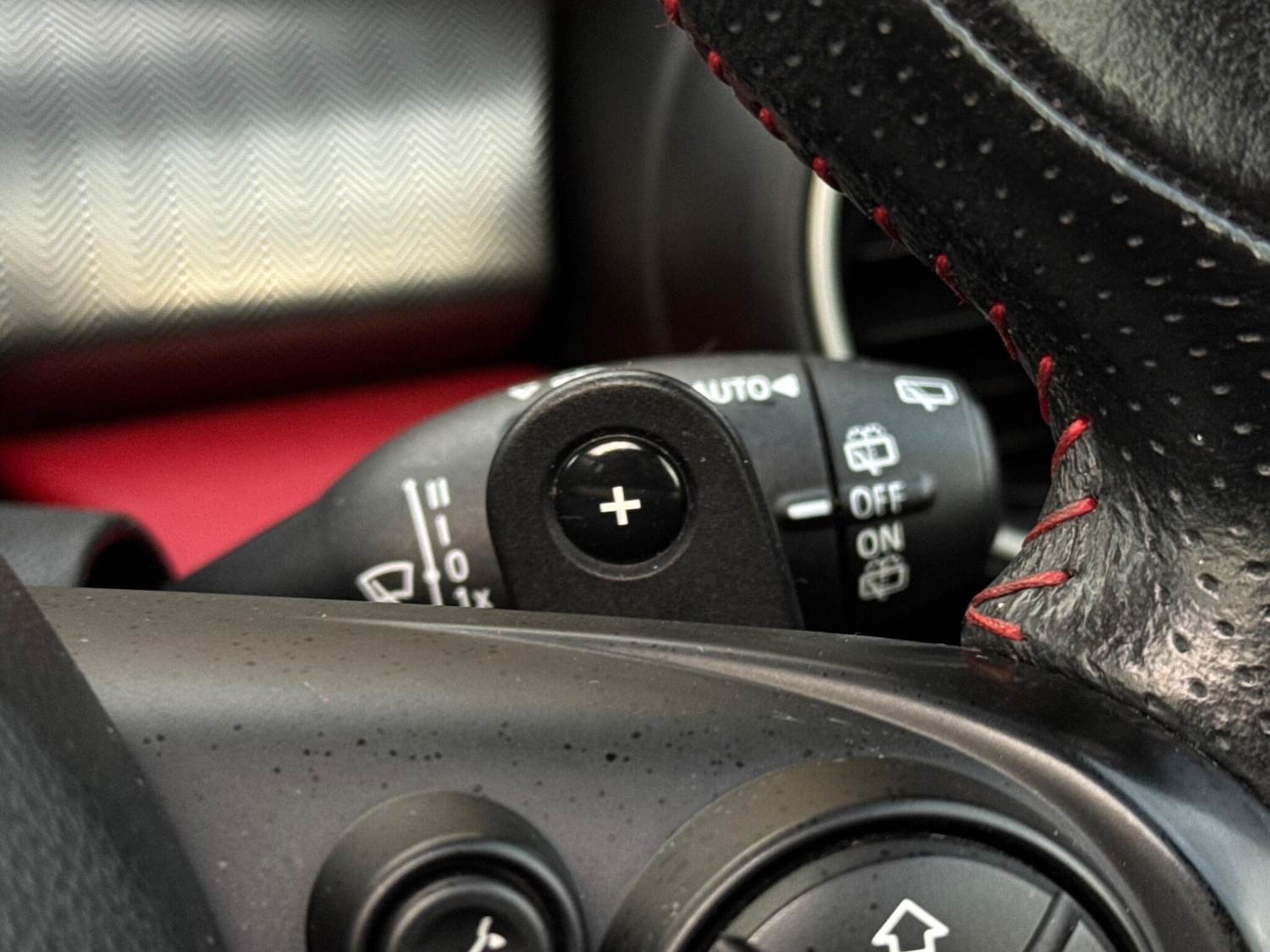 Used MINI Hatch 2015 for sale - 76765546: Photo 33