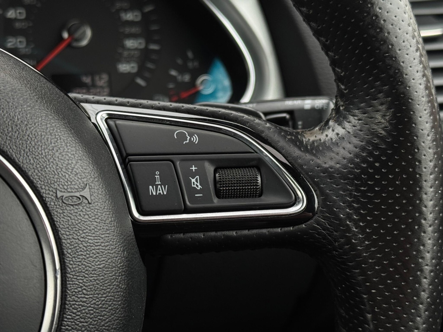 Used Audi Q7 2013 for sale - 77509659: Photo 37