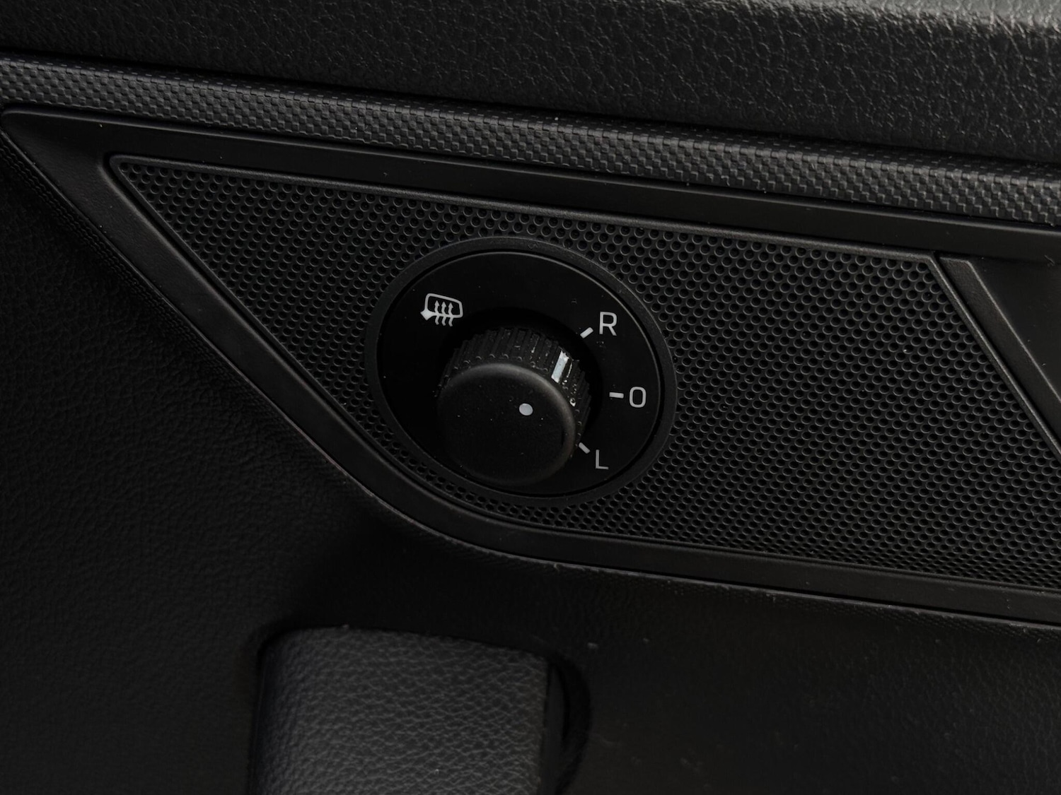 Used Skoda Fabia 2016 for sale - 76024359: Photo 43