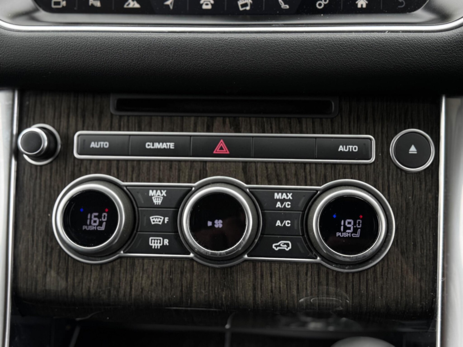 Used Land Rover Range Rover Sport 2017 for sale - 75741027: Photo 38