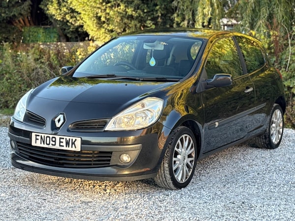 Used Renault Clio 2009 for sale - 76137129: Photo 6