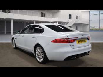 Used Jaguar XF 2016 for sale - 75144427: Photo
