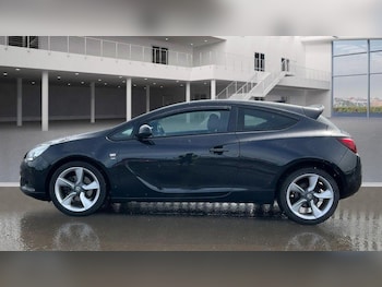 Used Vauxhall Astra GTC 2016 for sale - 77633670: Photo