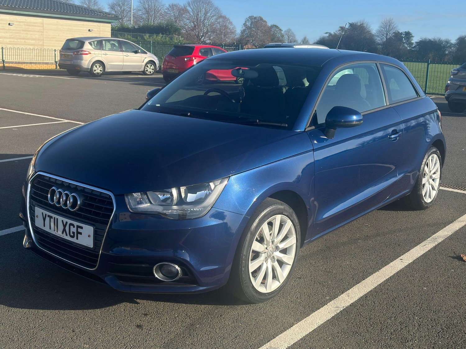 Used Audi A1 2011 for sale - 76771695: Photo 2