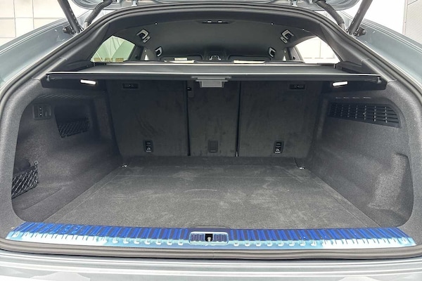 Used Audi Q8 2025 for sale - 76228866: Photo 14