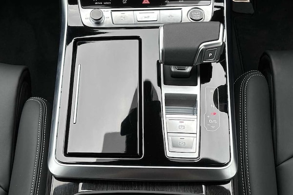 Used Audi Q8 2025 for sale - 76228866: Photo 26