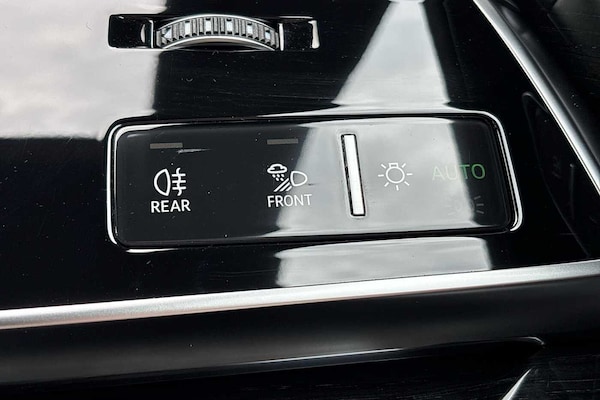 Used Audi Q8 2025 for sale - 76228866: Photo 31