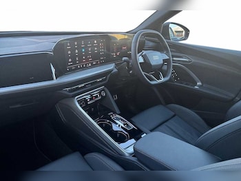 Used Audi Q5 2025 for sale - 76888315: Photo