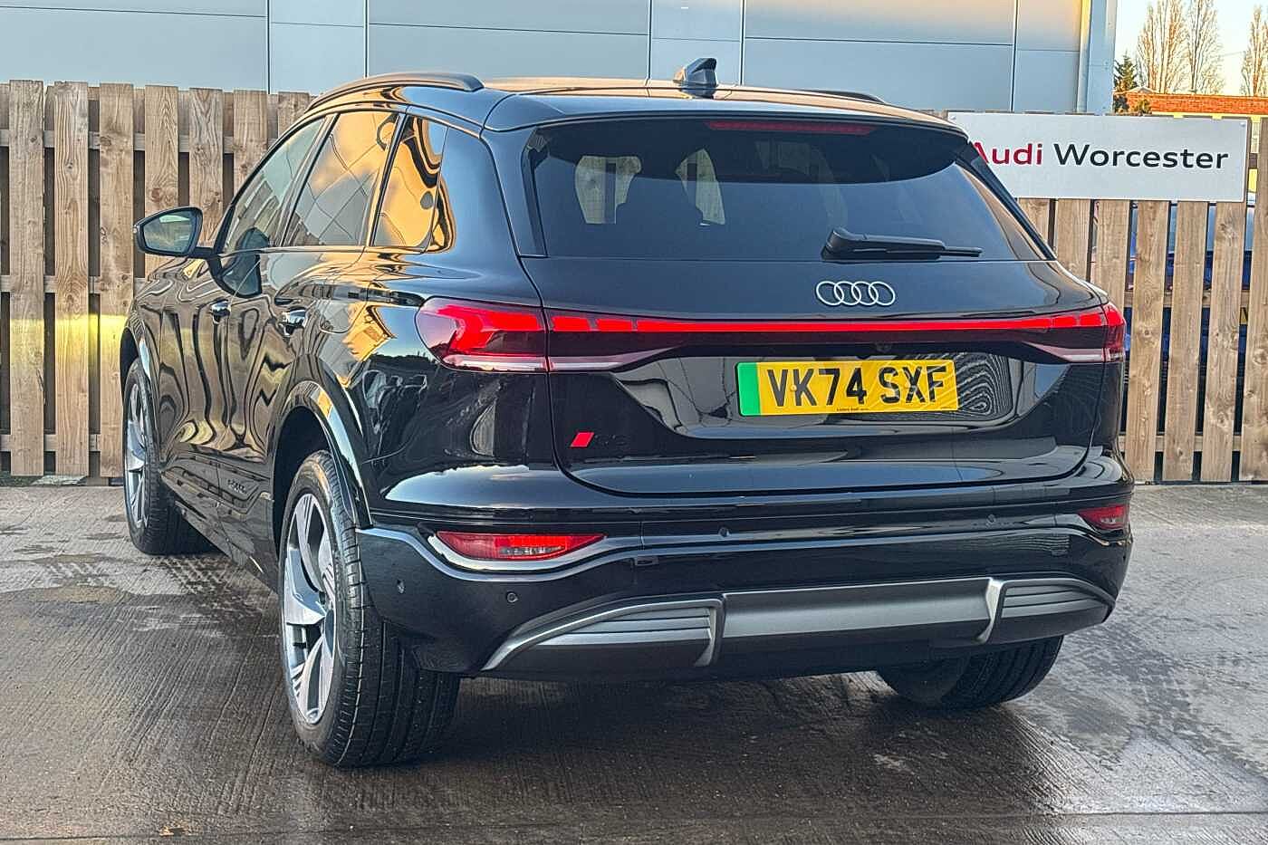Used Audi Q6 e-tron 2024 for sale - 76111434: Photo 3
