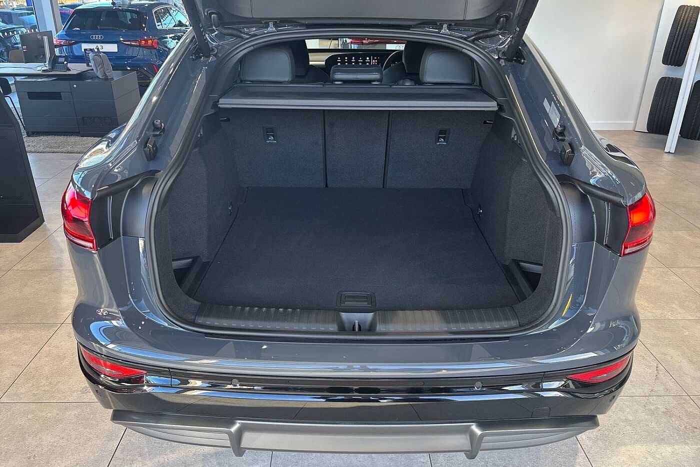 Used Audi Q6 e-tron 2025 for sale - 76800407: Photo 11