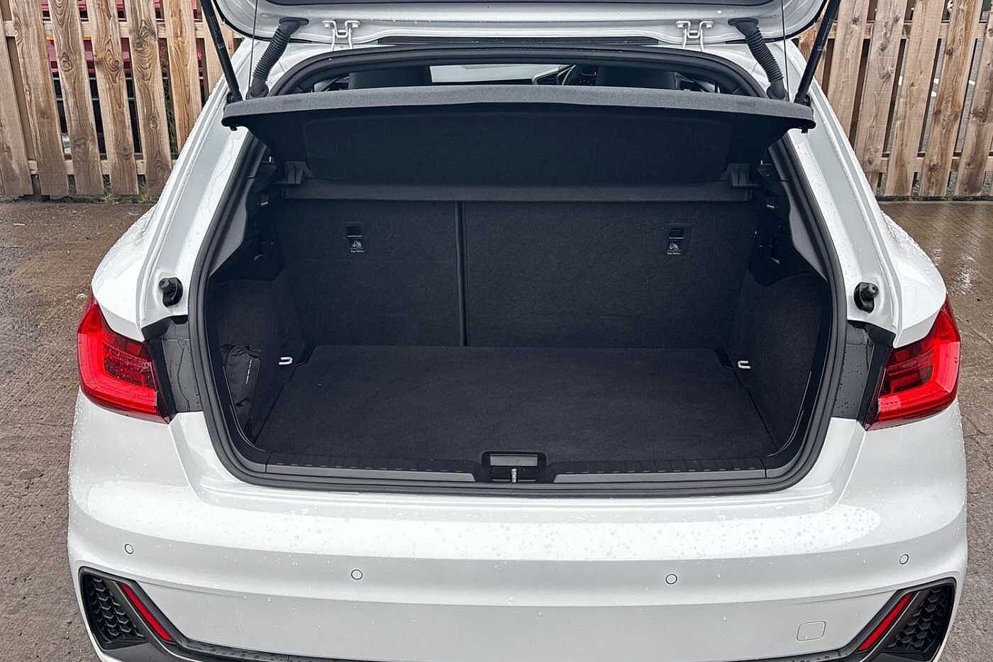 Used Audi A1 2023 for sale - 76458602: Photo 11