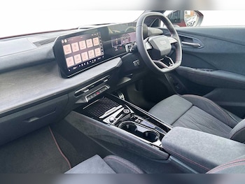 Used Audi Q3 2025 for sale - 77013651: Photo