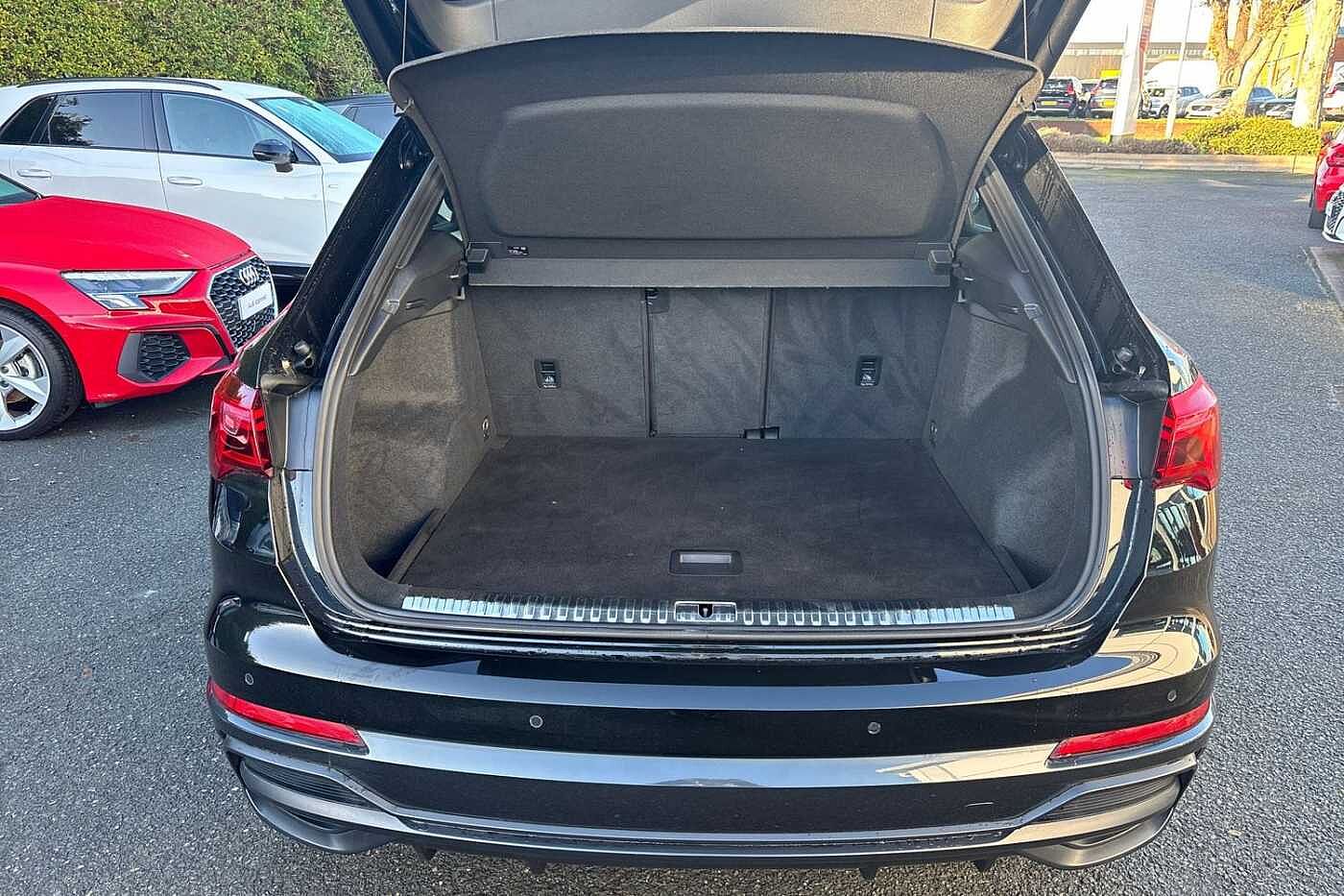 Used Audi Q3 2021 for sale - 76800596: Photo 11