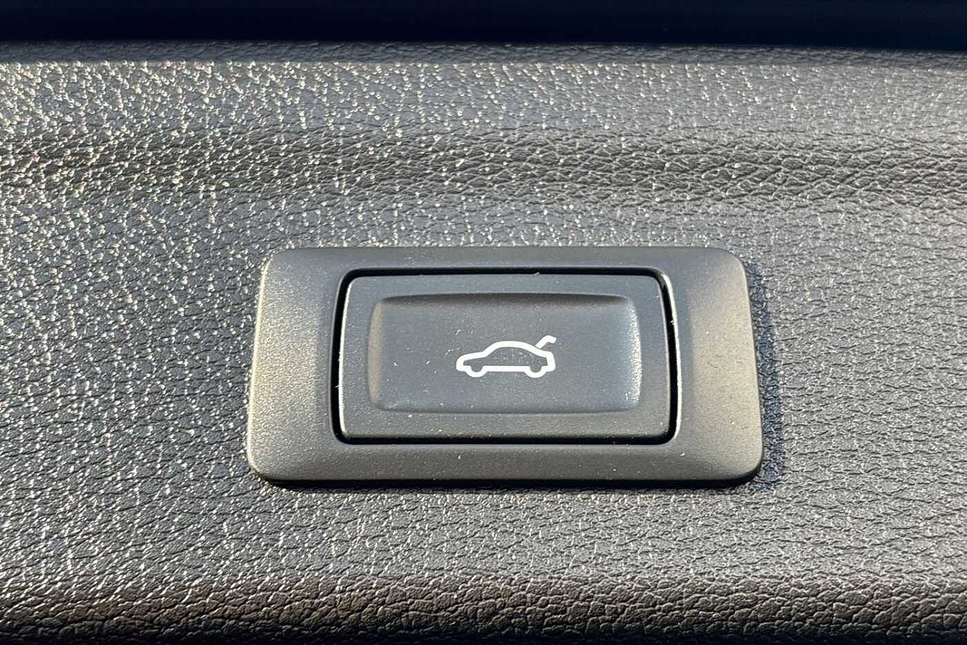 Used Audi Q3 2021 for sale - 76800596: Photo 14